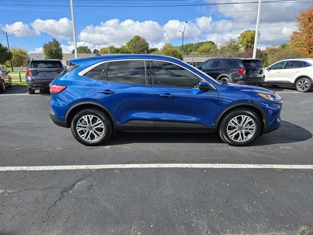 2022 Ford Escape Hybrid SEL