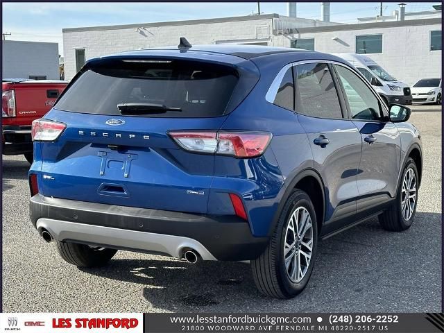 2022 Ford Escape Hybrid SEL