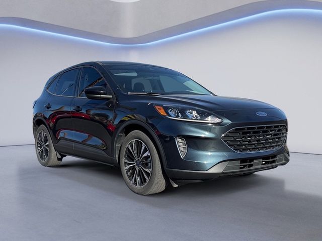 2022 Ford Escape Hybrid SE