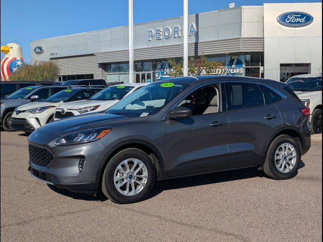 2022 Ford Escape Hybrid SE