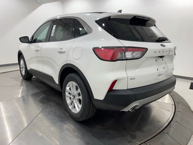 2022 Ford Escape Hybrid SE