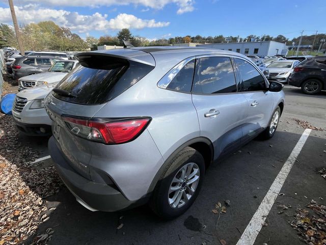 2022 Ford Escape Hybrid SE