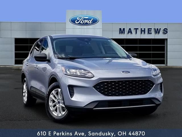 2022 Ford Escape Hybrid SE