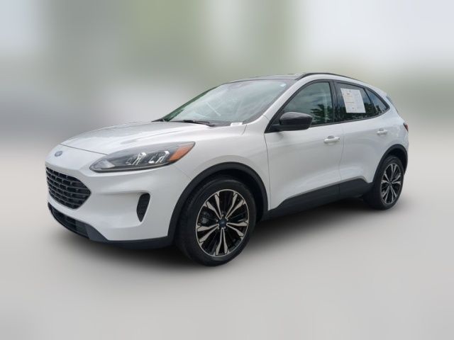 2022 Ford Escape Hybrid SE