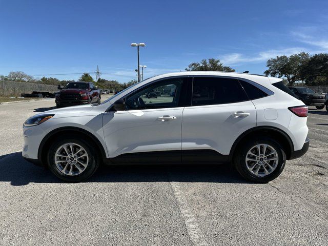 2022 Ford Escape Hybrid SE