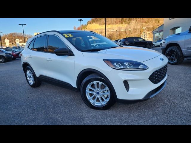 2022 Ford Escape Hybrid SE