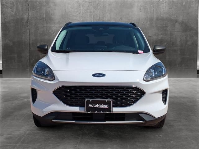 2022 Ford Escape Hybrid SE