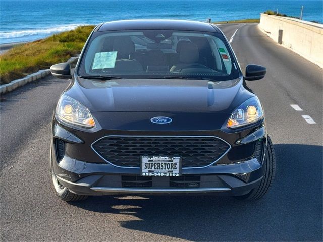 2022 Ford Escape Hybrid SE