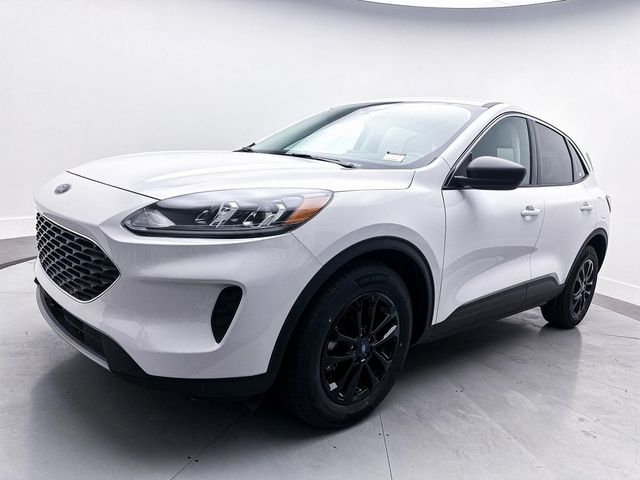 2022 Ford Escape Hybrid SE