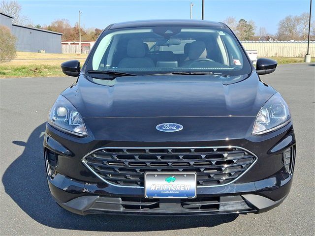 2022 Ford Escape Hybrid SE