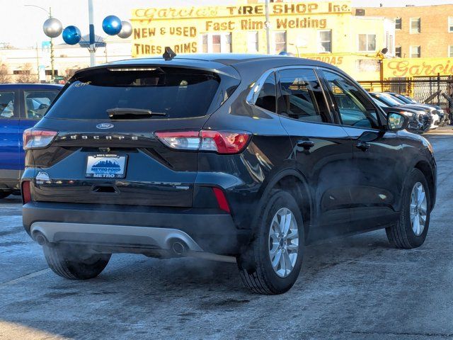 2022 Ford Escape Hybrid SE