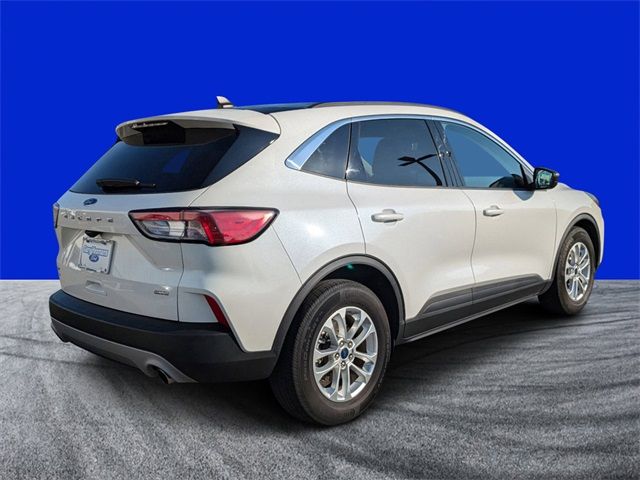 2022 Ford Escape Hybrid SE