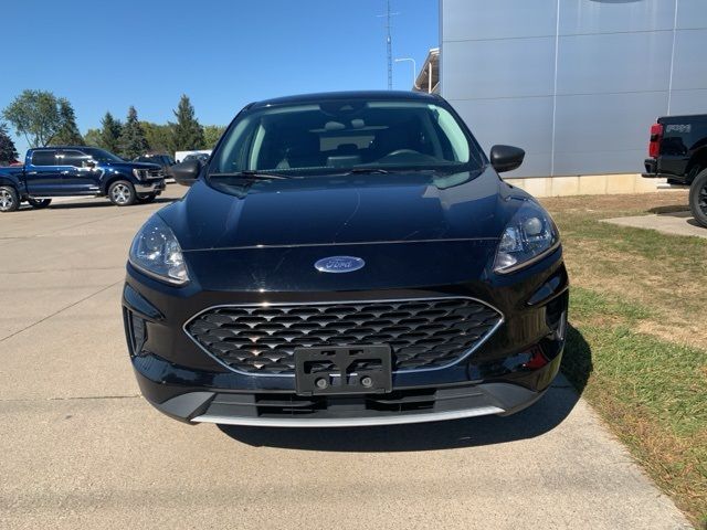 2022 Ford Escape Hybrid SE