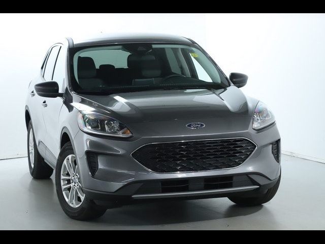 2022 Ford Escape Hybrid SE