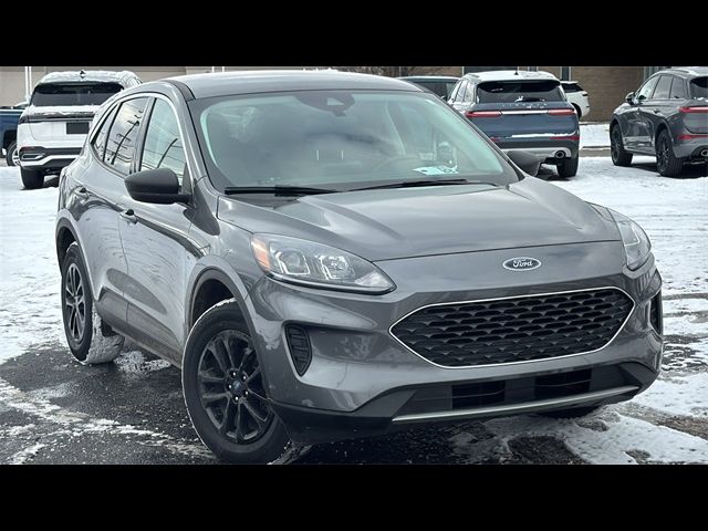 2022 Ford Escape Hybrid SE