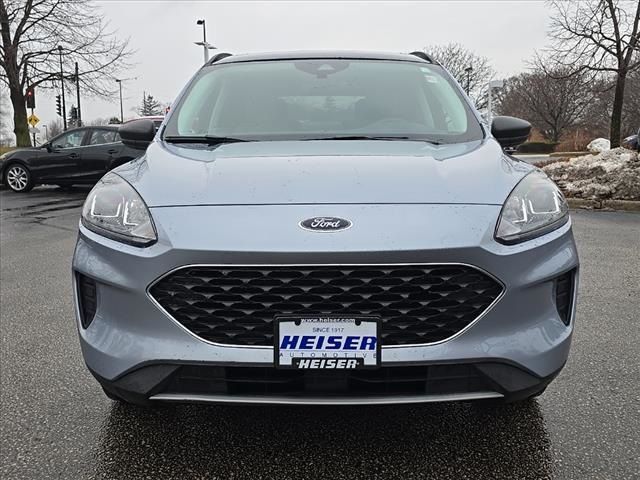 2022 Ford Escape Hybrid SE