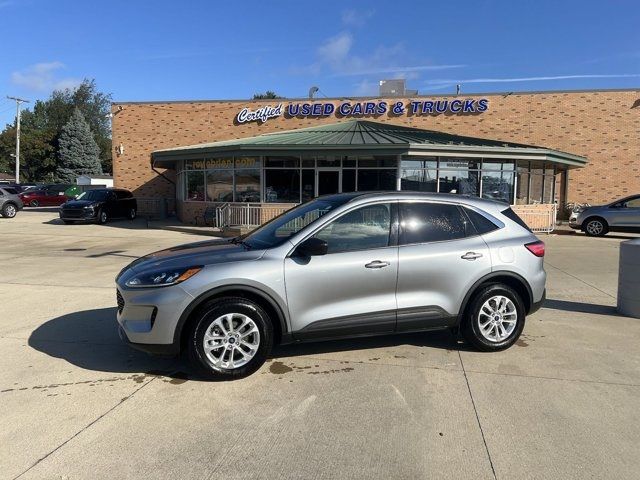 2022 Ford Escape Hybrid SE