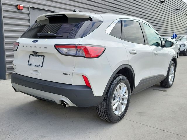 2022 Ford Escape Hybrid SE