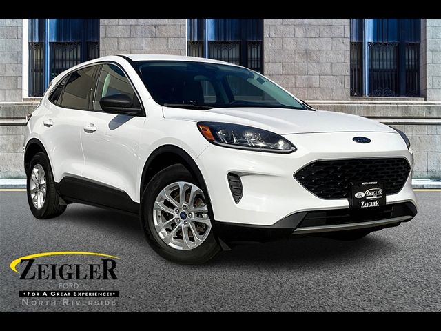 2022 Ford Escape Hybrid SE