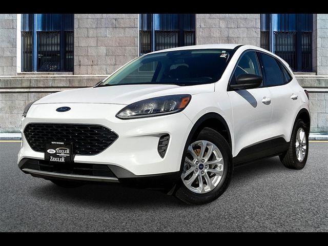 2022 Ford Escape Hybrid SE