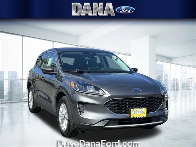 2022 Ford Escape Hybrid SE