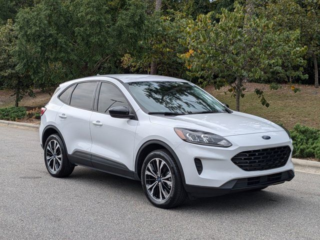 2022 Ford Escape Hybrid SE