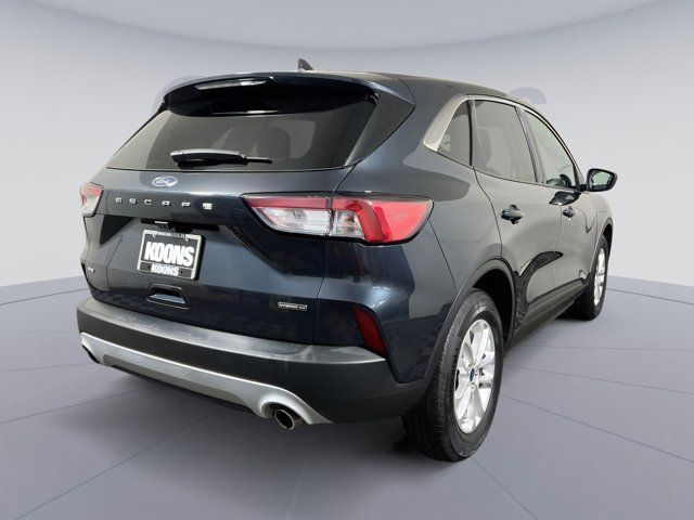 2022 Ford Escape Hybrid SE