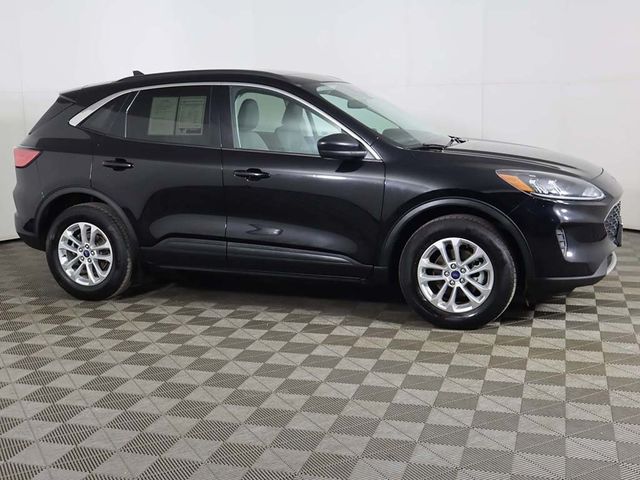 2022 Ford Escape Hybrid SE