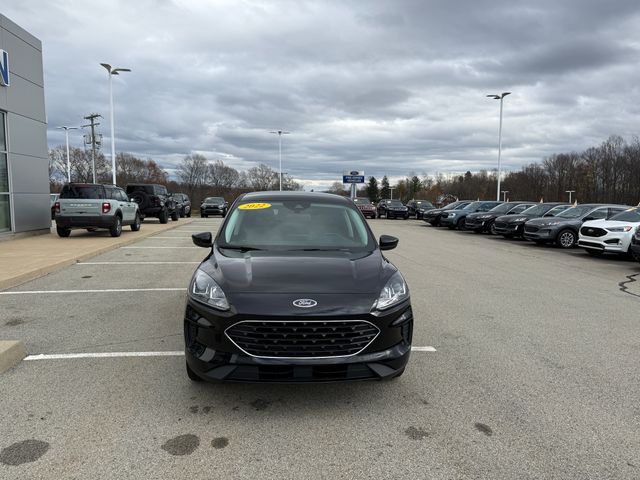 2022 Ford Escape Hybrid SE