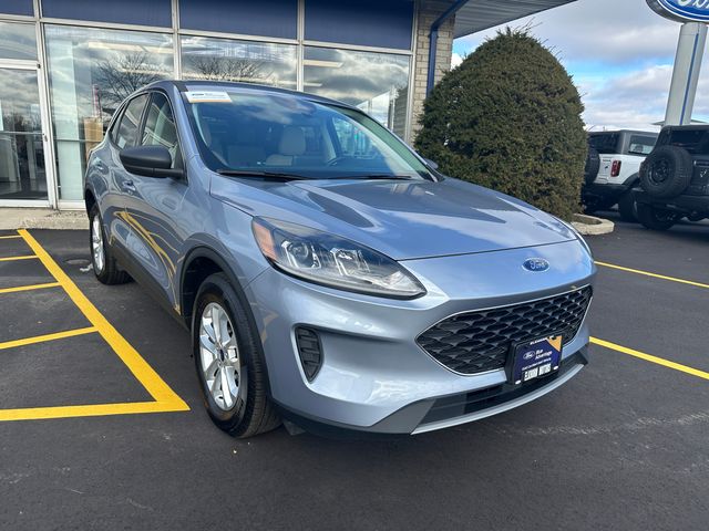 2022 Ford Escape Hybrid SE