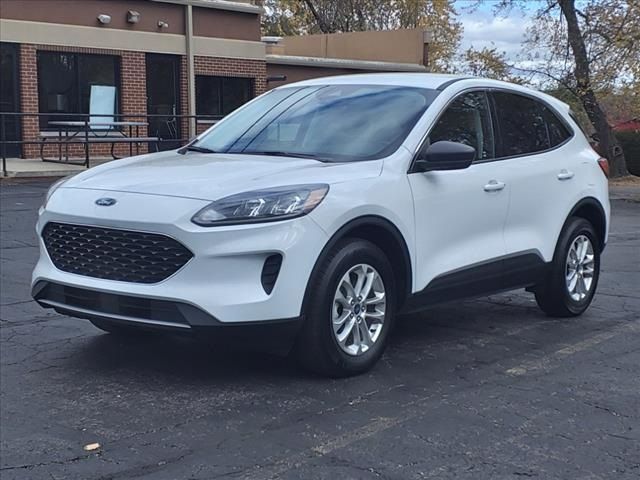 2022 Ford Escape Hybrid SE