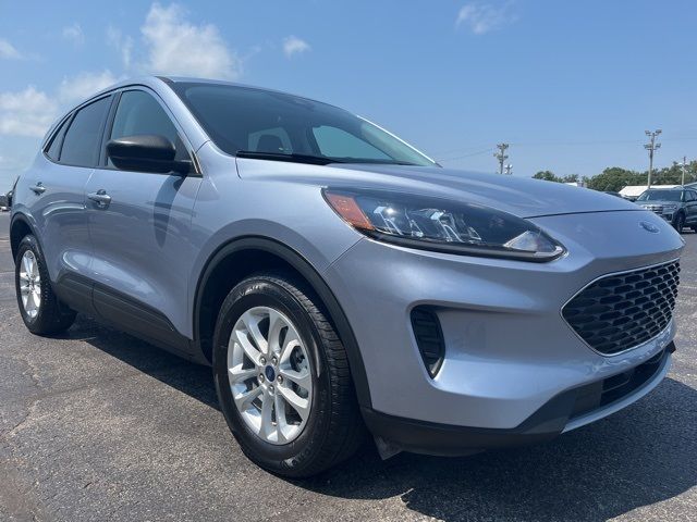 2022 Ford Escape Hybrid SE