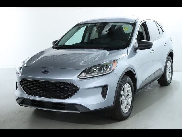 2022 Ford Escape Hybrid SE