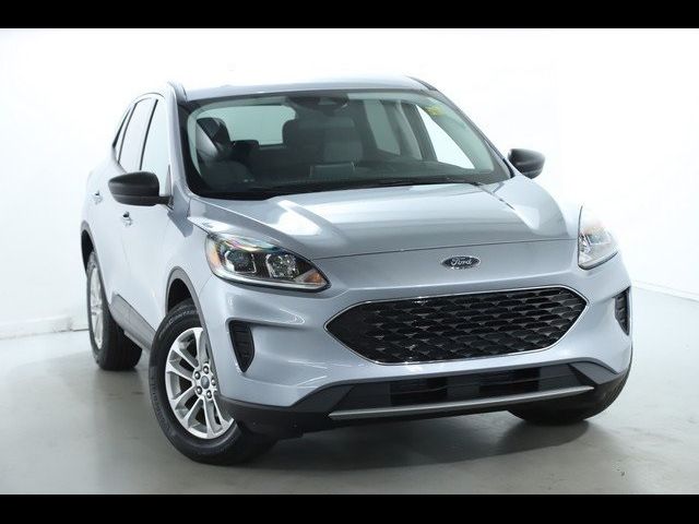 2022 Ford Escape Hybrid SE