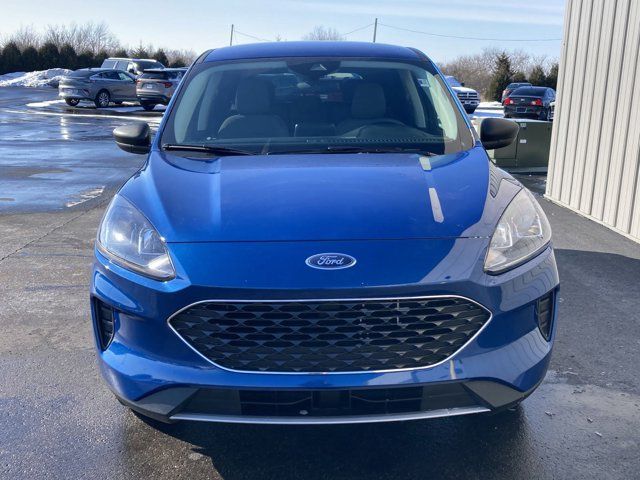 2022 Ford Escape Hybrid SE