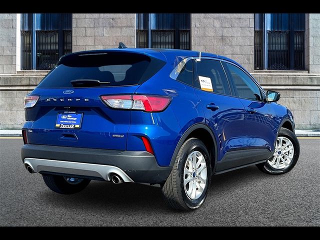 2022 Ford Escape Hybrid SE