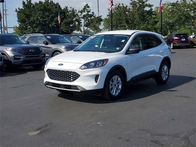 2022 Ford Escape Hybrid SE