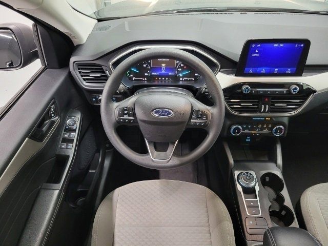 2022 Ford Escape Hybrid SE