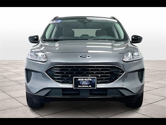 2022 Ford Escape Hybrid SE