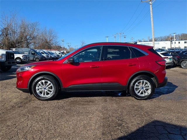 2022 Ford Escape Hybrid SE
