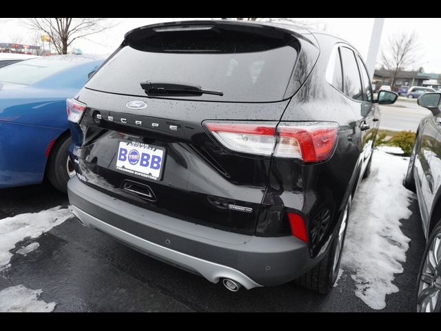 2022 Ford Escape Hybrid SE