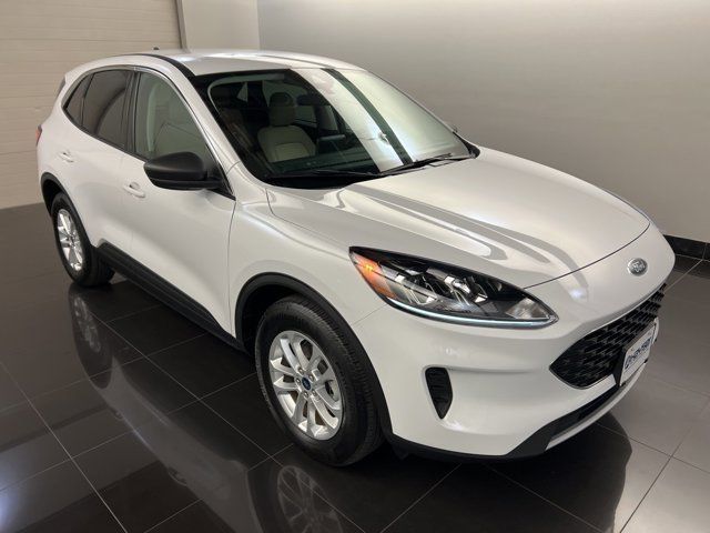 2022 Ford Escape Hybrid SE