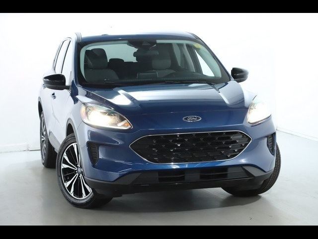 2022 Ford Escape Hybrid SE