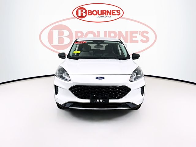 2022 Ford Escape Hybrid SE