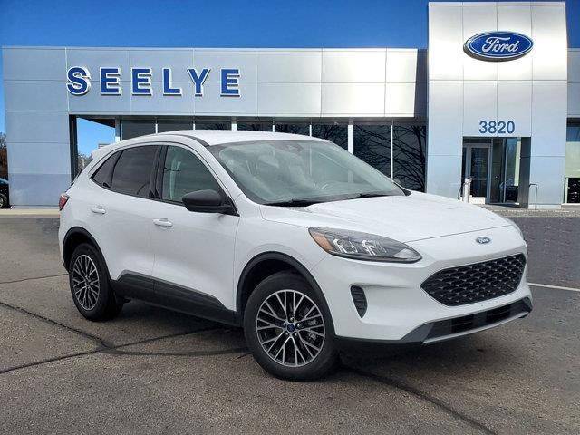 2022 Ford Escape Plug-In Hybrid SE