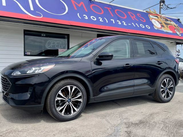 2022 Ford Escape SE