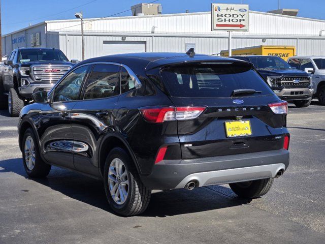 2022 Ford Escape Hybrid SE