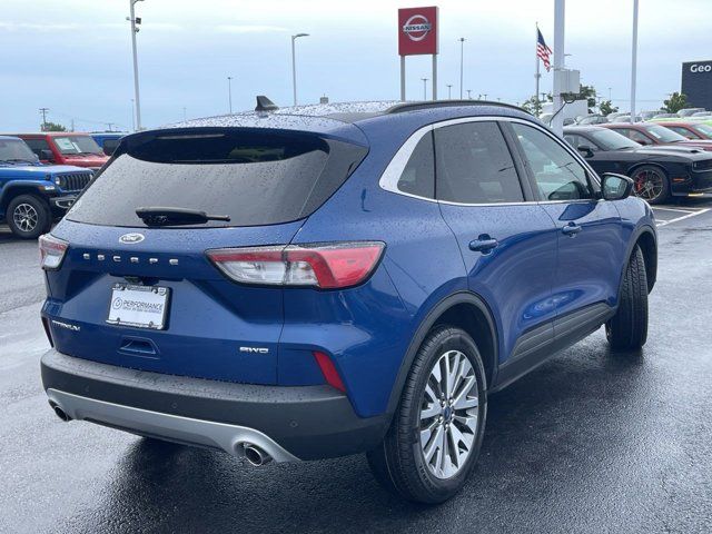 2022 Ford Escape Titanium