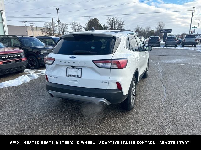 2022 Ford Escape Titanium