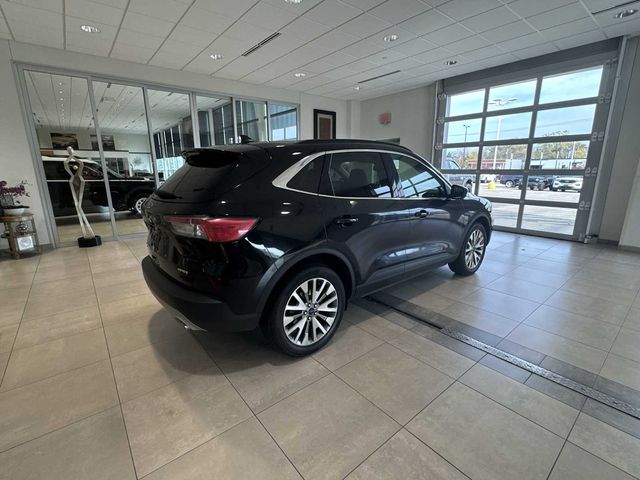 2022 Ford Escape Titanium